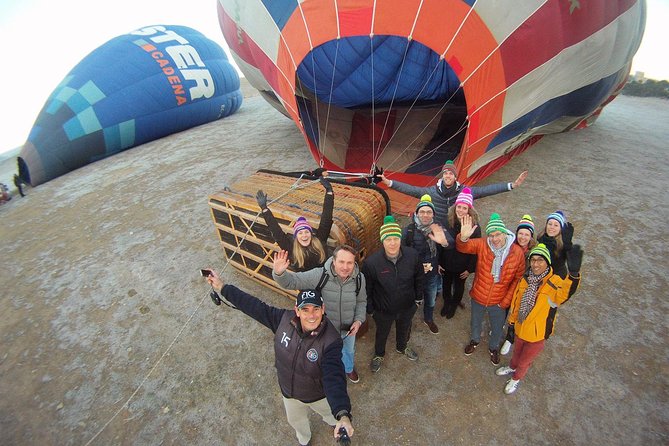 Segovia Balloons - The landing, 4x4 ride, and Cava breakfast