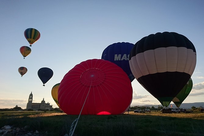 Segovia Balloons - Meeting at Aerodifusion and getting ready