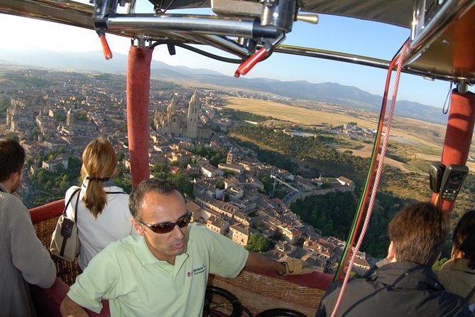 Segovia from the Skies: Sunrise Balloon Ride - Meeting the Aerotours crew in Segovia