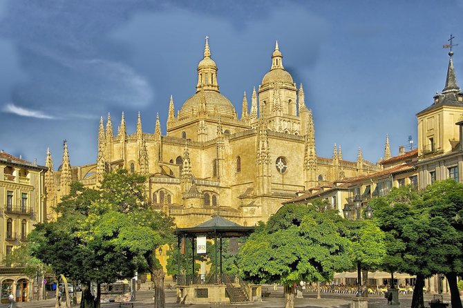 Segovia Guided Afternoon Tour from Madrid - The Alcazar: a fairytale finish