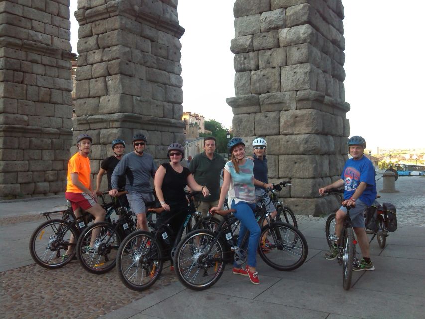 Segovia: guided route on an electric bicycle (ebike) - San Lorenzo and the route toward the river