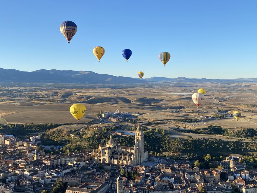 Segovia: Hot-Air Balloon Flight with Optional 3-Course Lunch - Key points to know before you book