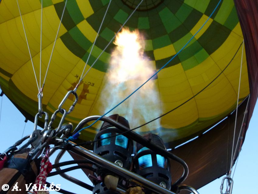 Segovia: Hot Air Balloon Ride with Picnic and Activity Video - Who will enjoy this most