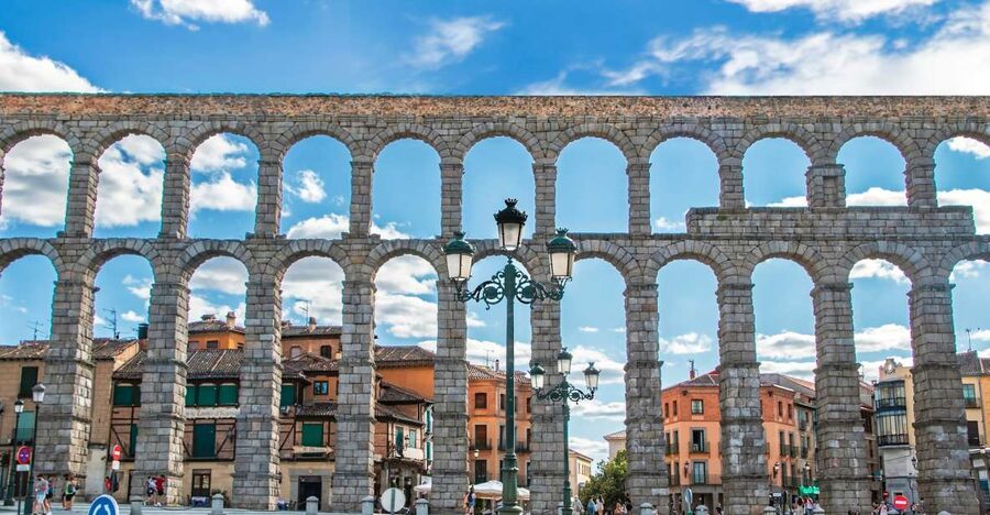 Segovia - Old Town tour including Castle visit - Who should book this Segovia tour?