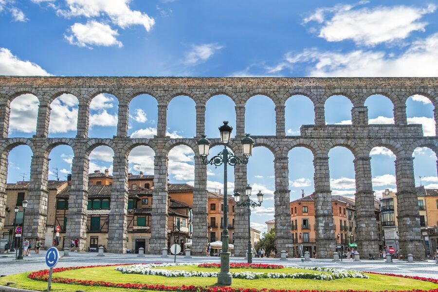Segovia - Old Town tour including Castle visit - Inside the Gothic Cathedral of Segovia