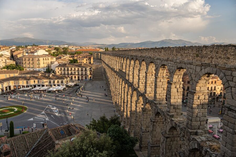 Segovia: Private City Walking Tour with Alcázar of Segovia - The Jewish quarter and cathedral near Plaza Mayor