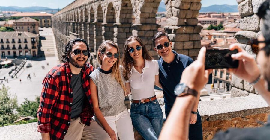 Segovia Private Guided Visit & Alcazar with High Speed Train - La Senda de los Molinos and the question of the walk