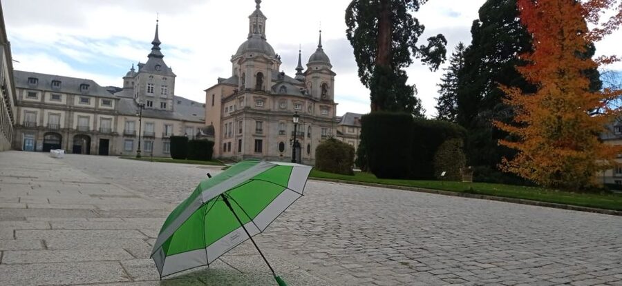 Segovia: Royal Palace of La Granja de San Ildefonso Tour - Inside the Bourbon palace