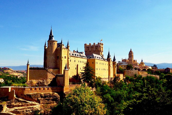 Segovia with Winery & Tasting Small Group Tour from Madrid - Key points at a glance