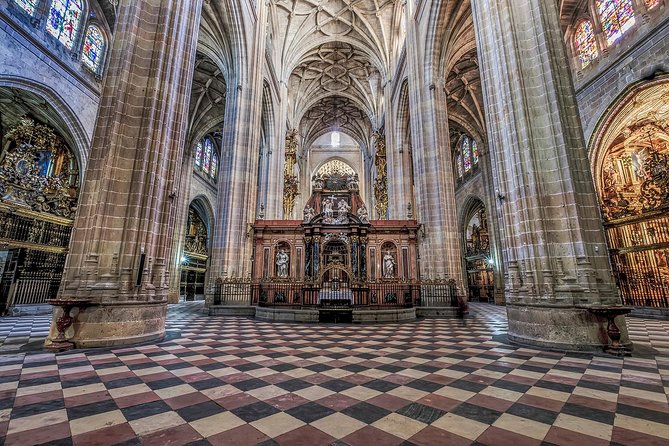 Skip the Line Admission Ticket to Cathedral of Segovia - Chapels with very different moods