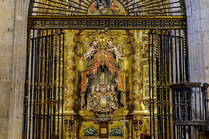 Skip the Line Admission Ticket to Cathedral of Segovia - The late-Gothic cloister by Juan Guas