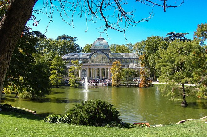 Skip-the-line Madrid Royal Palace with tapas tasting & Retiro Park - What skip-the-line really means here