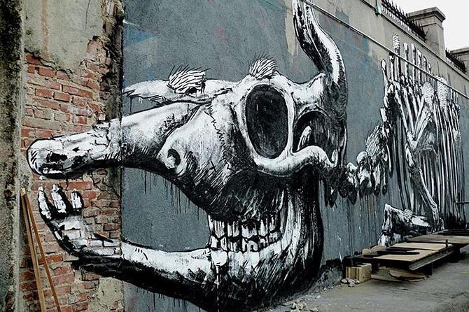Street Art Guided Tour in Madrid - Starting near Teatro Valle-Inclán