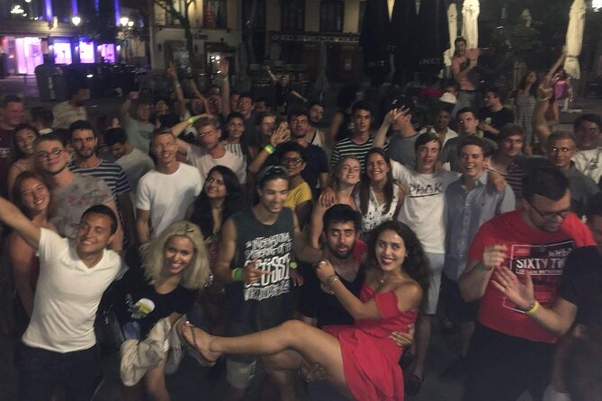 The Best Pubcrawl Walking Guided Tour Experience in Madrid - The main strengths and the real drawbacks