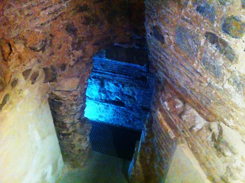 Toledo: Ancient Underground City Tour in Spanish - Salvador’s Well and the former mosque