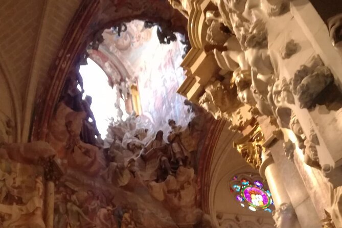 Toledo Cathedral and its 5 treasures - The Chapter House: an intimate change of scale