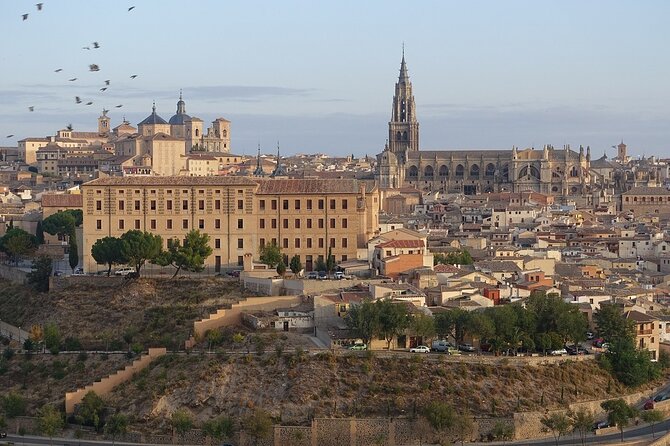 Toledo, City of the Three Cultures - What the bilingual format means for you