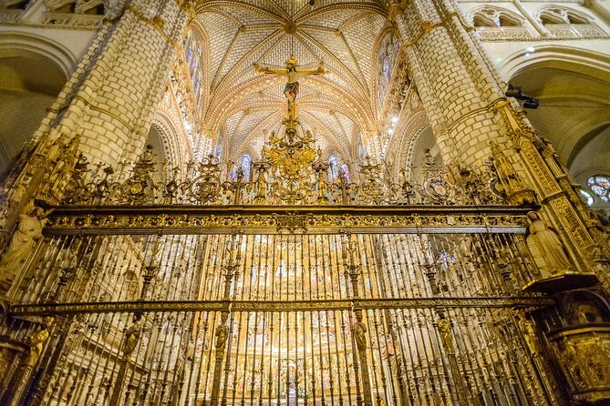 Toledo Day Trip from Madrid: Cathedral & Monuments - Walking into Toledo’s old center