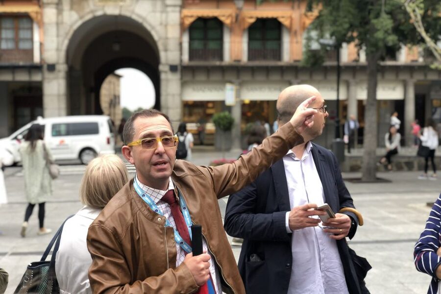 Toledo: Exclusive Private Tour with Licensed Guide - Local food advice and wine