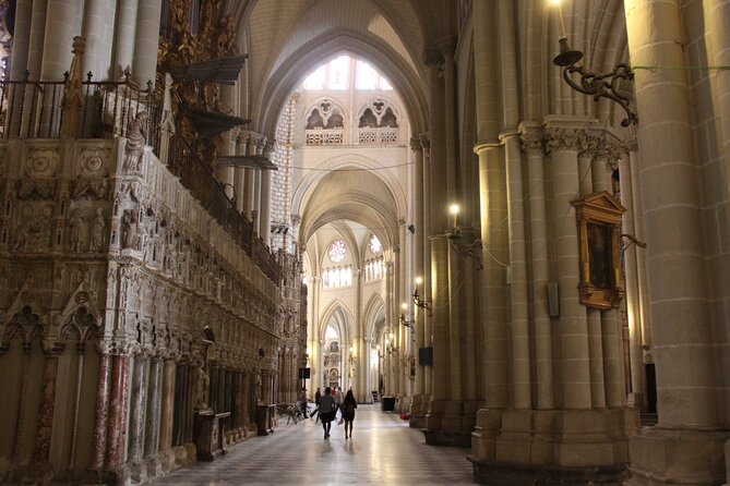 Toledo Half Day Tour with Cathedral, St Tome Church & Synagoge - Zocodover and Toledo’s market past