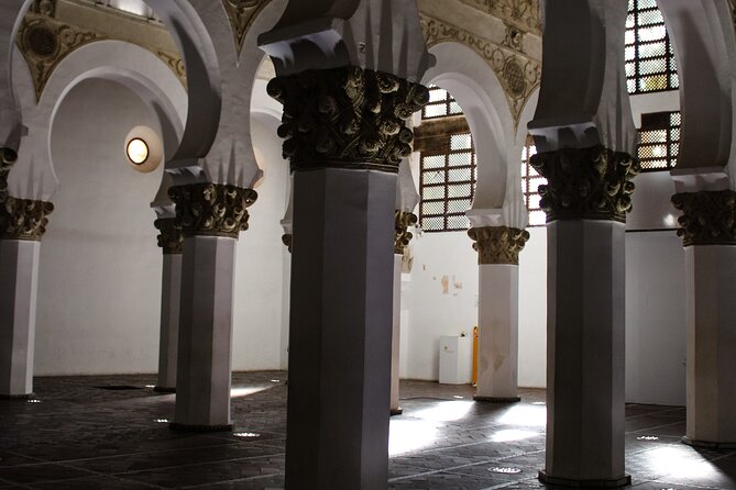Toledo Historical Small Group Tour with Cathedral & Monuments - Key points at a glance