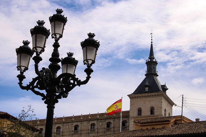 Toledo Historical Small Group Tour with Cathedral & Monuments - Why this format works in Toledo