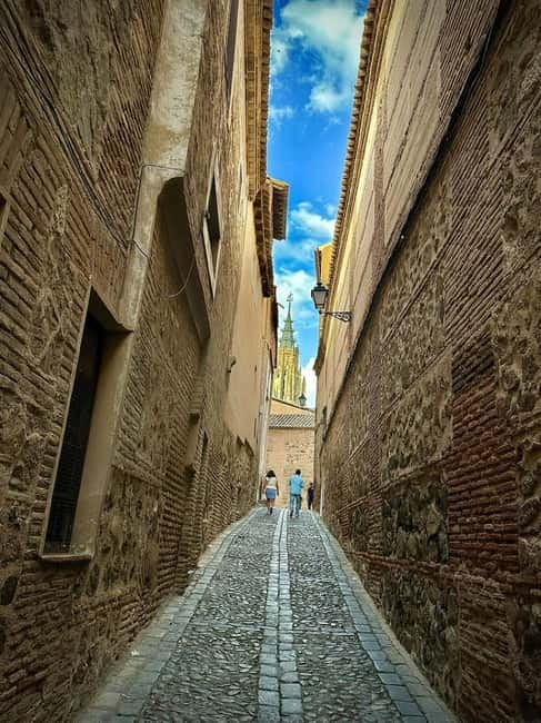 Toledo Mágico, the original night route: mystery, curiosities and secrets - A 30-minute walk through Toledo’s darker stories