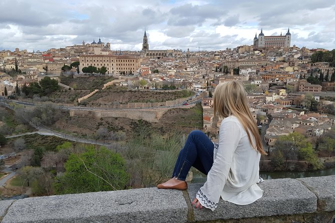 Toledo Private Guided fullday tour from Madrid - Walking through Toledo’s three traditions