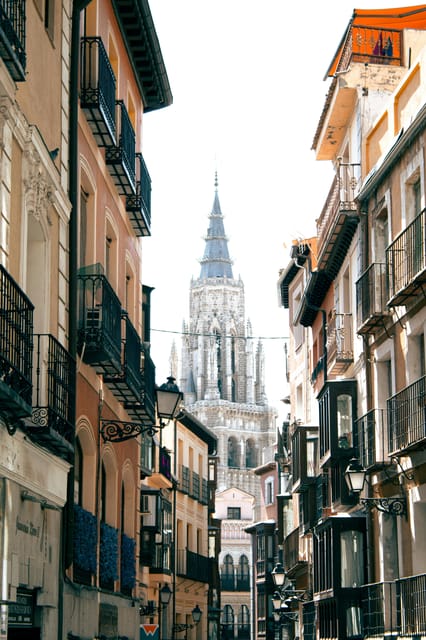 TOLEDO: Private Tour With Official Guide - What the flexible route means in practice