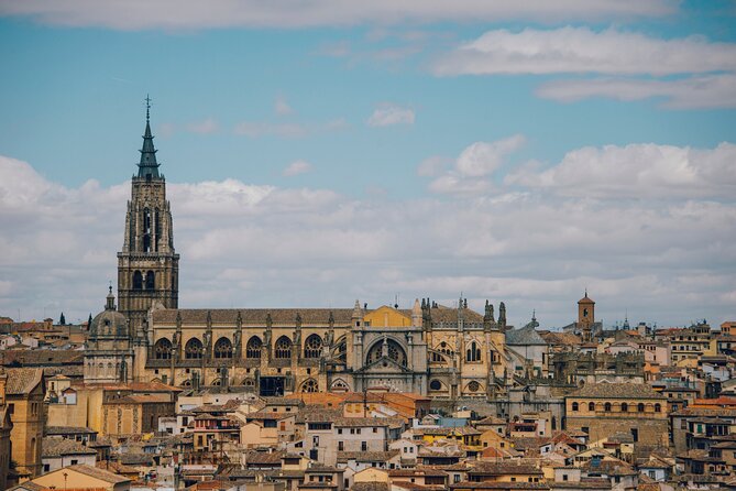 Toledo Scavenger Hunt and Highlights Self-Guided Tour - Starting at Plaza de Zocodover