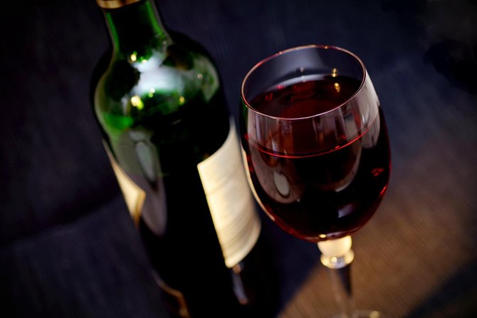 Toledo Tour with Tapas, Wine Tasting and Optional 3 Monuments - The wine and tapas stop is a useful break