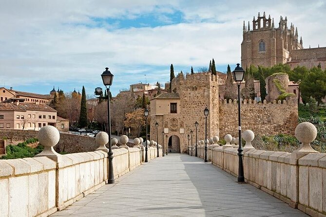 Toledo VIP TOUR with Private Transportation (max 5 people) - Iglesia del Salvador and the Muslim past