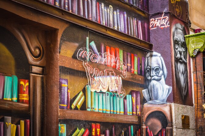 Tour "Barrio de las Letras" Spanish Golden Age - Calle de la Cruz and the art of the trampantojo