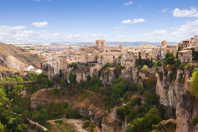 Tour from Madrid to Cuenca and the Enchanted City - Starting the Cuenca Walk at the Castle Viewpoint
