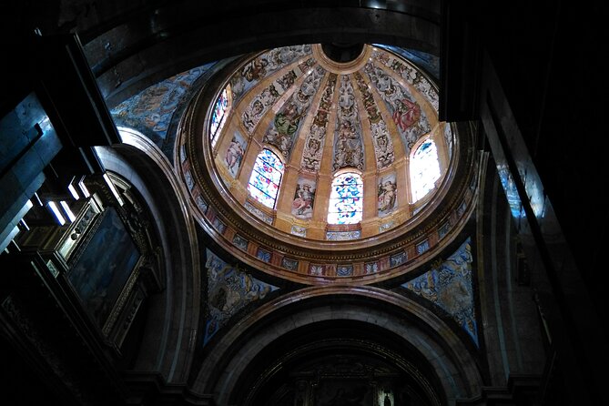 Tour from Madrid to Cuenca with access to Cathedral - Crossing San Pablo Bridge above the gorge