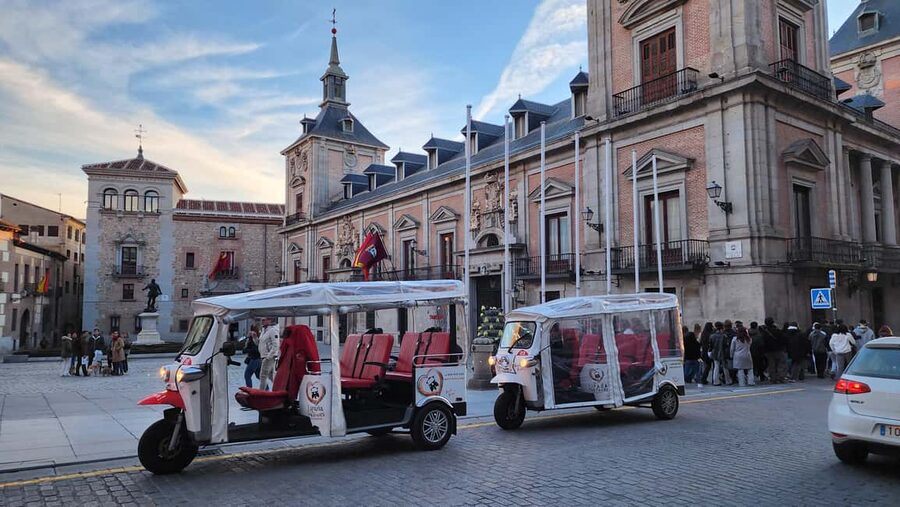 Tour Madrid: Secrets in a Electric Tuk Tuk - How much value do you get for $102?