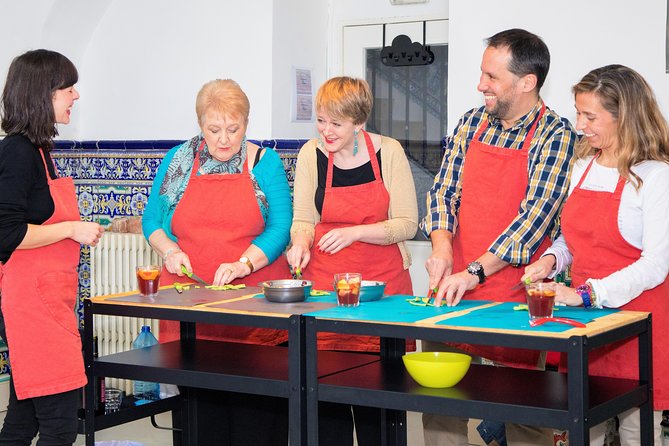 Traditional Paella & Tortilla & Sangria - Key points at a glance