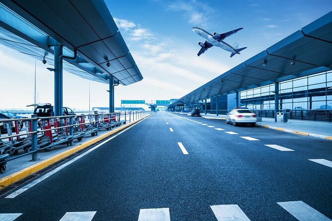 Transfer: Barajas Airport (MAD) to Madrid City Center - Meeting Your Driver After Landing