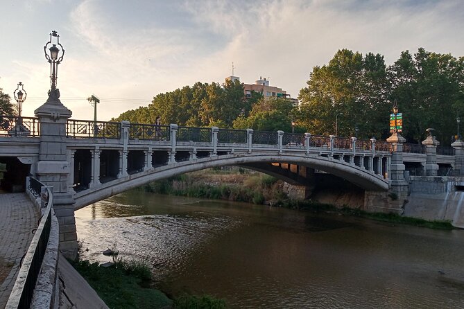 Tuk Tuk Tour Madrid 90 mins - Key points to know before booking