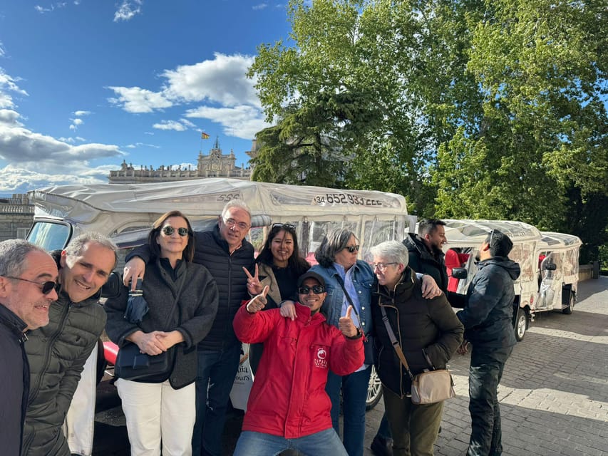 Tuk Tuk Tour with Wine Test in Madrid - What the private format means for value