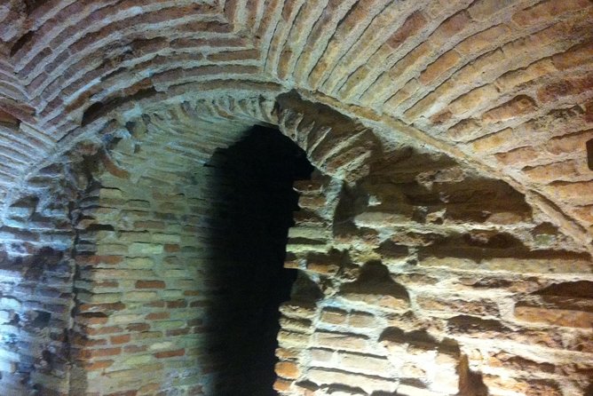 Underground Visit - The Cenizal bath and the practical side of an old hammam