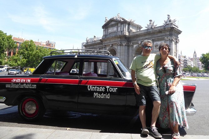 Vintage Tour Madrid Taxi 1500 - Starting near Atocha and the Paseo del Arte