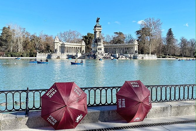 Walking Tour of Madrid Modern - Calle de Alcalá and the city’s grand financial face