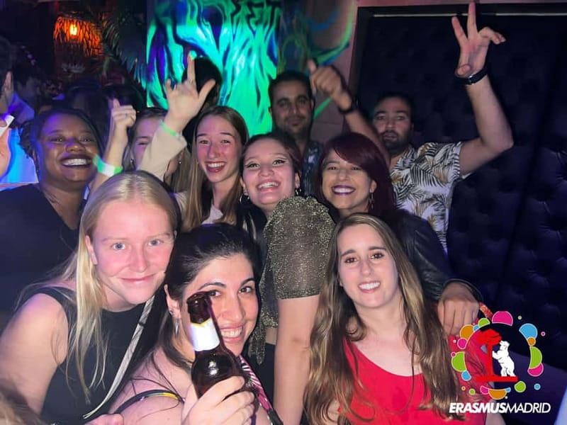 Wild Night Pub Crawl: Free Shots, Games & VIP Club Entry! - What the $8 price really covers