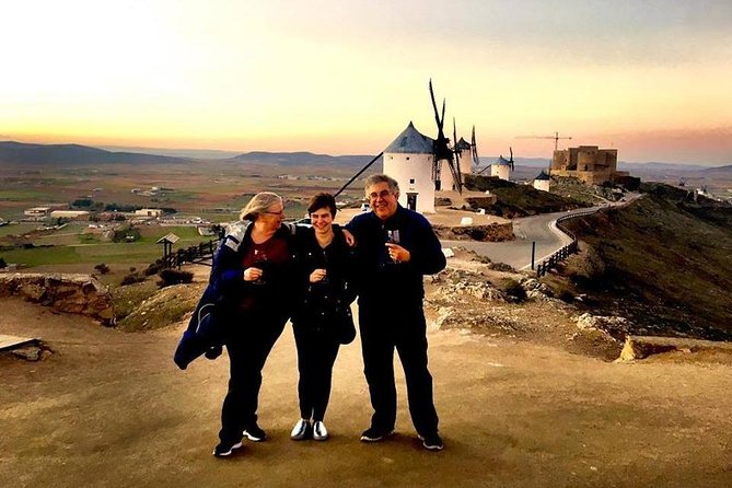 Windmills of Don Quixote Wine Tour & Tasting from Madrid - Leaving Madrid for Don Quixote country
