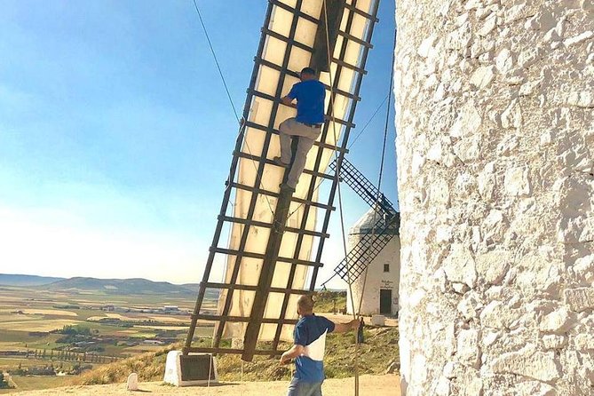 Windmills of Don Quixote Wine Tour & Tasting from Madrid - A Spanish lunch with extra cost